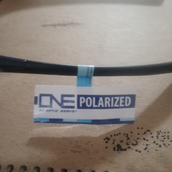One by optic nerve castline (Sunglasses) - Picture 3 of 5